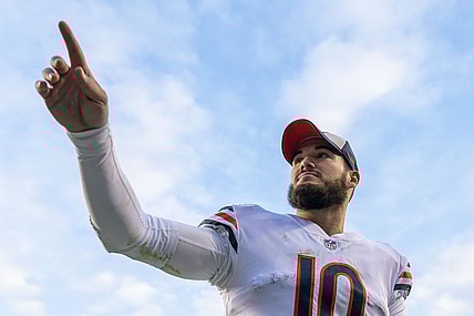 December 23, 2018; Santa Clara, CA, USA; Chicago Bears quarterback Mitchell Trubisky (10) celebrates after the game against the San Francisco 49ers at Levi's Stadium. Mandatory Credit: Kyle Terada-USA TODAY Sports
