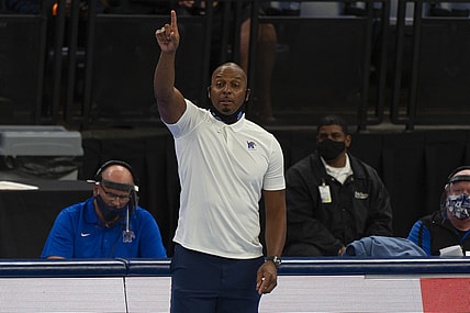 Dec 8, 2020; Memphis, Tennessee, USA; Memphis Tigers head coach Penny Hardaway. Mandatory Credit: Justin Ford-USA TODAY Sports