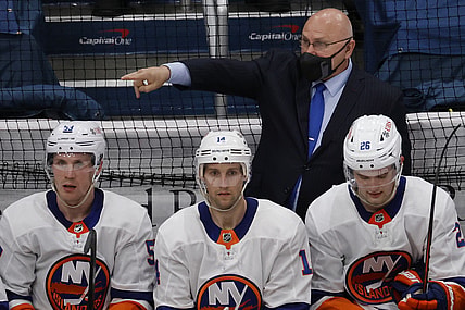 Apr 27, 2021; Washington, District of Columbia, USA; New York Islanders Head Coach Barry Trotz gestures from behind the bench against the Washington Capitals in the second period at Capital One Arena. Mandatory Credit: Geoff Burke-USA TODAY Sports