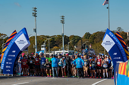 Nov 3, 2019; New York, NY, USA; Runners prepare to cross the Verrazzano bridge during the 2019 TCS New York City Marathon in New York, NY. Mandatory Credit: John Jones-USA TODAY Sports