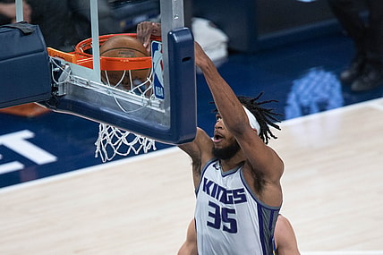 May 5, 2021; Indianapolis, Indiana, USA; Sacramento Kings forward Marvin Bagley III (35) dunks the ball in the third quarter against the Indiana Pacers at Bankers Life Fieldhouse. Mandatory Credit: Trevor Ruszkowski-USA TODAY Sports