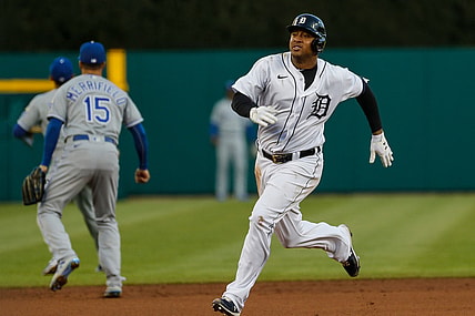 Detroit Tigers second baseman Jonathan Schoop (7) runs towards third base after batting a triple against Kansas City Royals during third inning at Comerica Park in Detroit on Tuesday, May 11, 2021.