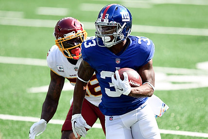 New York Giants running back Dion Lewis (33) rushes against the Washington Football Team at MetLife Stadium on Sunday, Oct. 18, 2020, in East Rutherford.

Nyg Vs Was