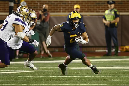 Sep 11, 2021; Ann Arbor, Michigan, USA; Michigan Wolverines running back Blake Corum (2) rushes in the second half against the Washington Huskies at Michigan Stadium. Mandatory Credit: Rick Osentoski-USA TODAY Sports
