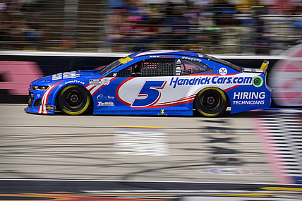 Oct 17, 2021; Fort Worth, Texas, USA; NASCAR Cup Series driver Kyle Larson (5) during the Autotrader EchoPark Automotive 500 in the NASCAR round of 8 opening race at Texas Motor Speedway. Mandatory Credit: Jerome Miron-USA TODAY Sports