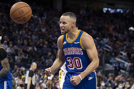 November 8, 2021; San Francisco, California, USA; Golden State Warriors guard Stephen Curry (30) celebrates against the Atlanta Hawks during the fourth quarter at Chase Center. Mandatory Credit: Kyle Terada-USA TODAY Sports
