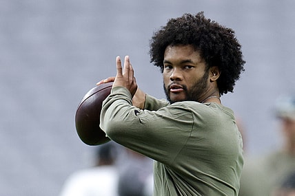 Nov 14, 2021; Glendale, Arizona, USA; Arizona Cardinals quarterback Kyler Murray (1) warms up prior to the game against the Carolina Panthers at State Farm Stadium. Mandatory Credit: Douglas DeFelice-USA TODAY Sports