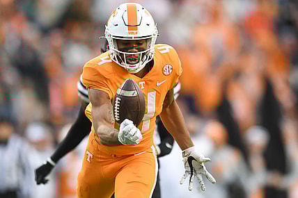 Tennessee wide receiver Cedric Tillman (4) gets his hands on the ball but it falls incomplete in the NCAA college football game between the Tennesse Volunteers and Vanderbilt Commodores in Knoxville, Tenn. on Saturday, November 27, 2021.

Kns Tennessee Vanderbilt Football