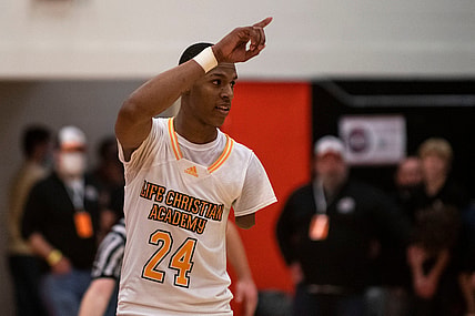 Life Christian Academy player Hansel Enmanuel waves to the crowd after LCA beat Rabun Gap 66-63 during the Kevin Brown Memorial Tournament of Champions on Wednesday, Nov. 24, 2021.

Tochanselemmanuel9