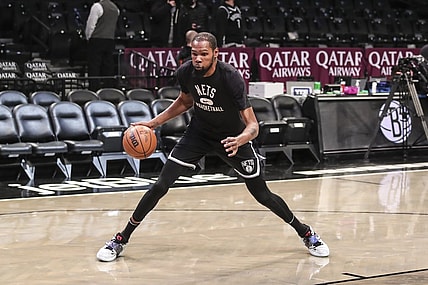 Jan 13, 2022; Brooklyn, New York, USA;  Brooklyn Nets forward Kevin Durant (7) takes warmups prior to the game against the Oklahoma City Thunder at Barclays Center. Mandatory Credit: Wendell Cruz-USA TODAY Sports
