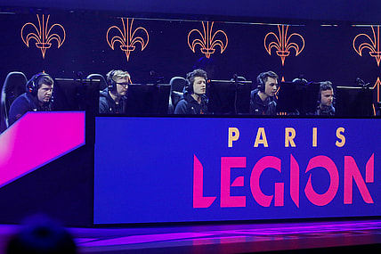 Jan 26, 2020; Minneapolis, Minnesota, USA; Paris Legion competes against the London Royal Ravens during the Call of Duty League Launch Weekend at The Armory. Mandatory Credit: Bruce Kluckhohn-USA TODAY Sports