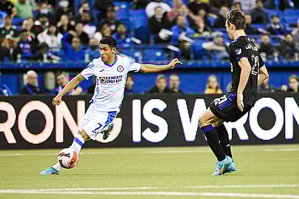 Mar 16, 2022; Montreal, Quebec, Canada; Cruz Azul forward Uriel Antuna (7) plays the ball during the second half at Olympic Stadium. Mandatory Credit: David Kirouac-USA TODAY Sports