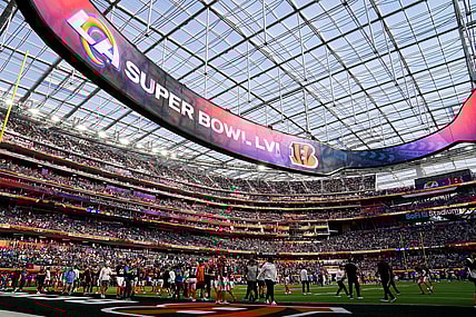 General view of the field as the Los Angeles Rams and the Cincinnati Bengals warm up before kickoff of Super Bowl 56, Sunday, Feb. 13, 2022, at SoFi Stadium in Inglewood, Calif.

Nfl Super Bowl 56 Los Angeles Rams Vs Cincinnati Bengals Feb 13 2022 0247

Syndication The Enquirer