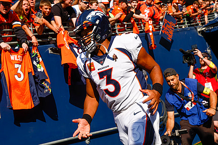 Denver-Broncos-Russell-Wilson