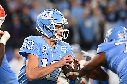 Dec 3, 2022; Charlotte, North Carolina, USA;  North Carolina Tar Heels quarterback Drake Maye (10) passes the ball in the first quarter at Bank of America Stadium. Mandatory Credit: Bob Donnan-USA TODAY Sports