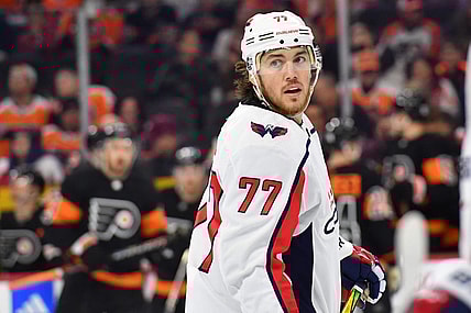 Dec 7, 2022; Philadelphia, Pennsylvania, USA; Washington Capitals right wing T.J. Oshie (77) against the Philadelphia Flyers at Wells Fargo Center. Mandatory Credit: Eric Hartline-USA TODAY Sports
