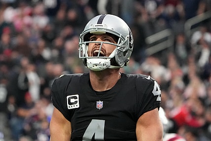 Derek-Carr-New-England-Patriots