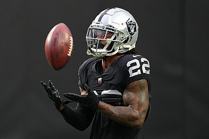 Jan 1, 2023; Paradise, Nevada, USA; Las Vegas Raiders running back Ameer Abdullah (22) warms up before a game against the San Francisco 49ers at Allegiant Stadium. Mandatory Credit: Stephen R. Sylvanie-USA TODAY Sports