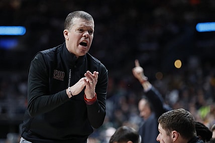 Mar 19, 2023; Columbus, OH, USA; Fairleigh Dickinson Knights head coach Tobin Anderson coaches in the first half against the Florida Atlantic Owls at Nationwide Arena. Mandatory Credit: Joseph Maiorana-USA TODAY Sports