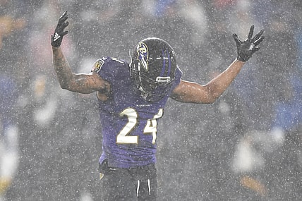 Marcus Peters las vegas raiders