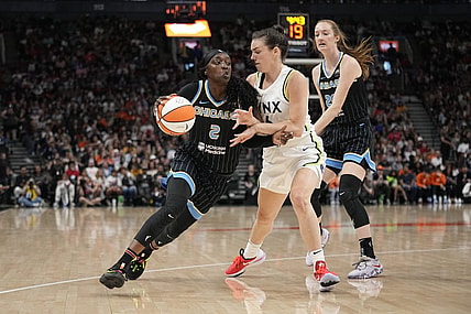 May 13, 2023; Toronto, Ontario, Canada; Chicago Sky guard Kahleah Copper (2) drives to the net against Minnesota Lynx forward Bridget Carleton (6) during the first half at Scotiabank Arena. Mandatory Credit: John E. Sokolowski-USA TODAY Sports