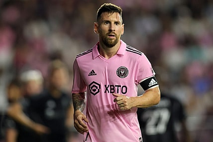 Aug 30, 2023; Fort Lauderdale, Florida, USA; Inter Miami forward Lionel Messi (10) during the second half against Nashville SC at DRV PNK Stadium. Mandatory Credit: Sam Navarro-USA TODAY Sports