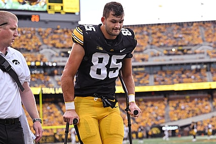 Sep 16, 2023; Iowa City, Iowa, USA; Iowa Hawkeyes tight end Luke Lachey (85) comes off the field after an injury during the first quarter against the Western Michigan Broncos at Kinnick Stadium. Mandatory Credit: Jeffrey Becker-USA TODAY Sports