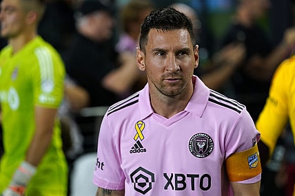 Sep 20, 2023; Fort Lauderdale, Florida, USA; Inter Miami forward Lionel Messi (10) before the game against the Toronto FC at DRV PNK Stadium. Mandatory Credit: Rich Storry-USA TODAY Sports