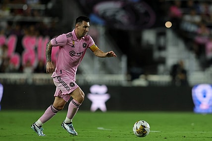 Sep 20, 2023; Fort Lauderdale, Florida, USA; Inter Miami forward Lionel Messi (10) kicks the ball against the Toronto FC during the first half at DRV PNK Stadium. Mandatory Credit: Sam Navarro-USA TODAY Sports