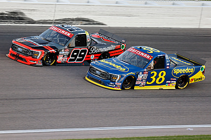 NASCAR: Truck Series Heart of America 200