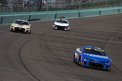 NASCAR: 4EVER 400 presented by Mobil 1