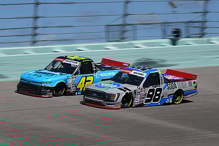 NASCAR: Truck Series Baptist Health Cancer Care 200