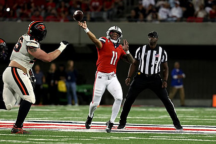 Arizona Wildcats quarterback Noah Fifita throws downfield against Oregon State. Mandatory Credit: Zachary BonDurant-USA TODAY Sports