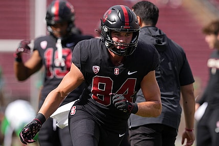 Sep 30, 2023; Stanford, California, USA; Stanford Cardinal tight end Benjamin Yurosek (84) warms up before the game against the Oregon Ducks at Stanford Stadium. Mandatory Credit: Darren Yamashita-USA TODAY Sports