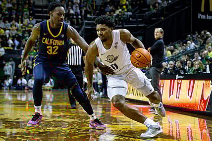 Oregon guard Kario Oquendo drives toward the basket as the Oregon Ducks host the California Golden Bears Saturday, Jan. 13, 2024 at Matthew Knight Arena in Eugene, Ore.