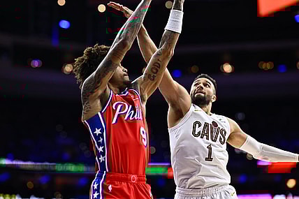Feb 23, 2024; Philadelphia, Pennsylvania, USA; Philadelphia 76ers guard Kelly Oubre Jr (9) shoots against Cleveland Cavaliers guard Max Strus (1) in the fourth quarter at Wells Fargo Center. Mandatory Credit: Kyle Ross-USA TODAY Sports