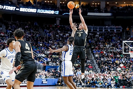 Mar 21, 2024; Pittsburgh, PA, USA; Oakland Golden Grizzlies guard Jack Gohlke (3) jump to score a three pointer during the second half in the first round of the 2024 NCAA Tournament at PPG Paints Arena. Mandatory Credit: Charles LeClaire-USA TODAY Sports