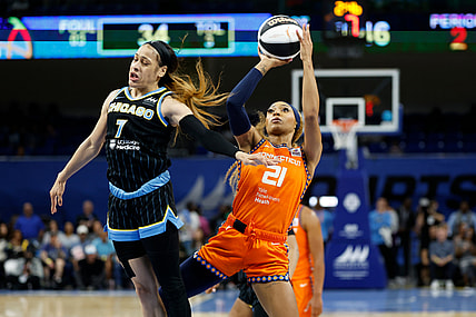 WNBA: Connecticut Sun at Chicago Sky
