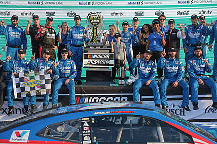 NASCAR: Straight Talk Wireless 400