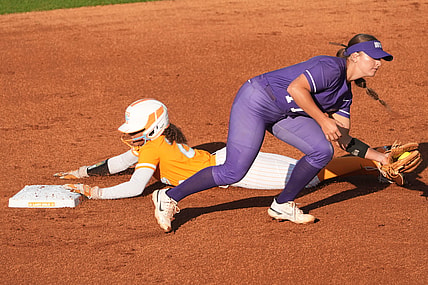 Syndication: The Knoxville News-Sentinel