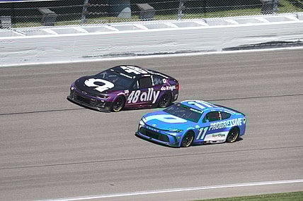 NASCAR: AdventHealth 400