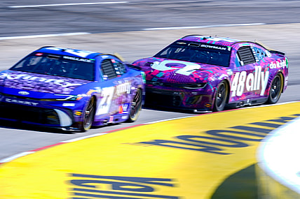Bubba Wallace, Alex Bowman