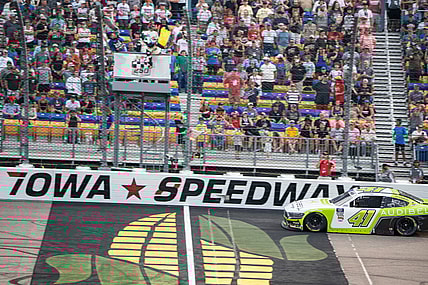 Iowa Speedway, NASCAR