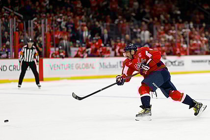 NHL: Vancouver Canucks at Washington Capitals