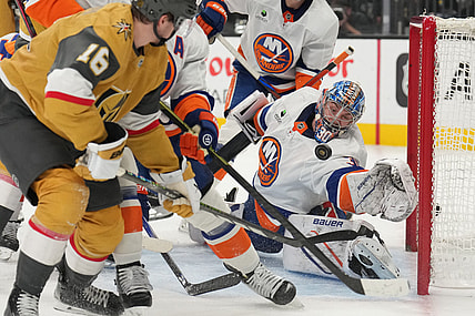 New York Islanders goaltender Ilya Sorokin makes a save on Pavel Dorofeyev in overtime 11/13/2025 (Photo/Screenshot- New York Islanders via Twitter)