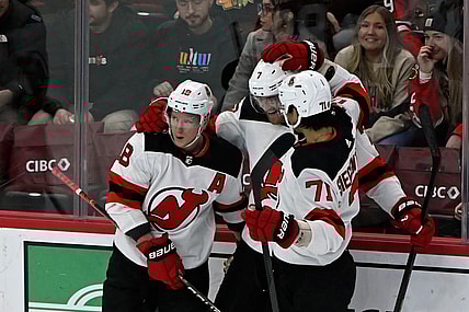 NHL: New Jersey Devils at Chicago Blackhawks