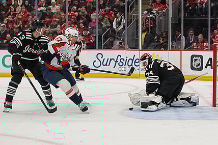 NHL: Washington Capitals at New Jersey Devils