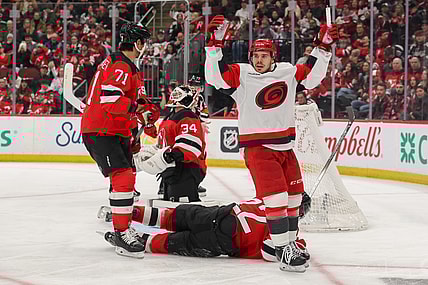 NHL: Carolina Hurricanes at New Jersey Devils