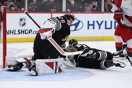 NHL: Carolina Hurricanes at New Jersey Devils