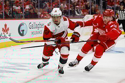 NHL: Carolina Hurricanes at Detroit Red Wings
